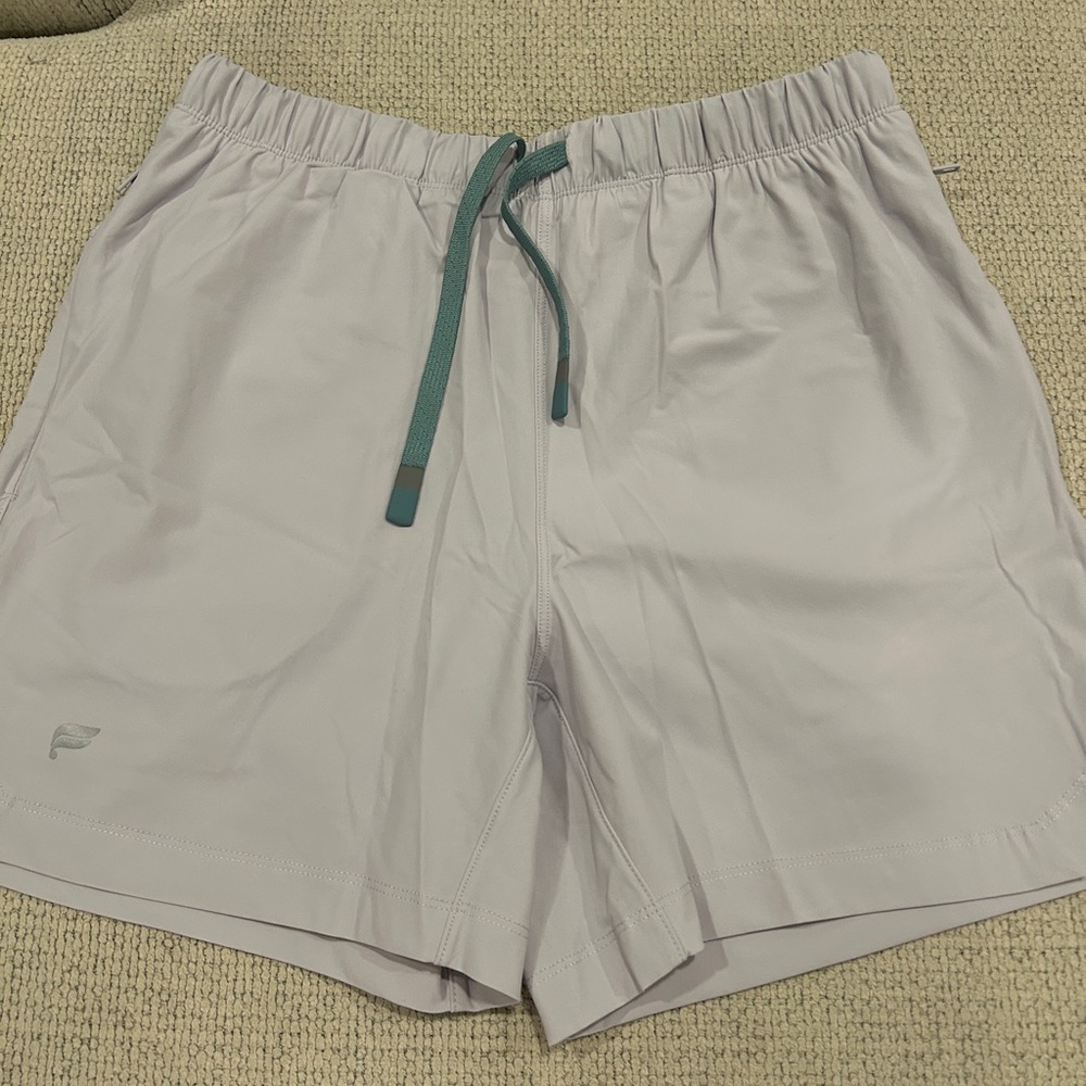 Fabletics 5” shorts